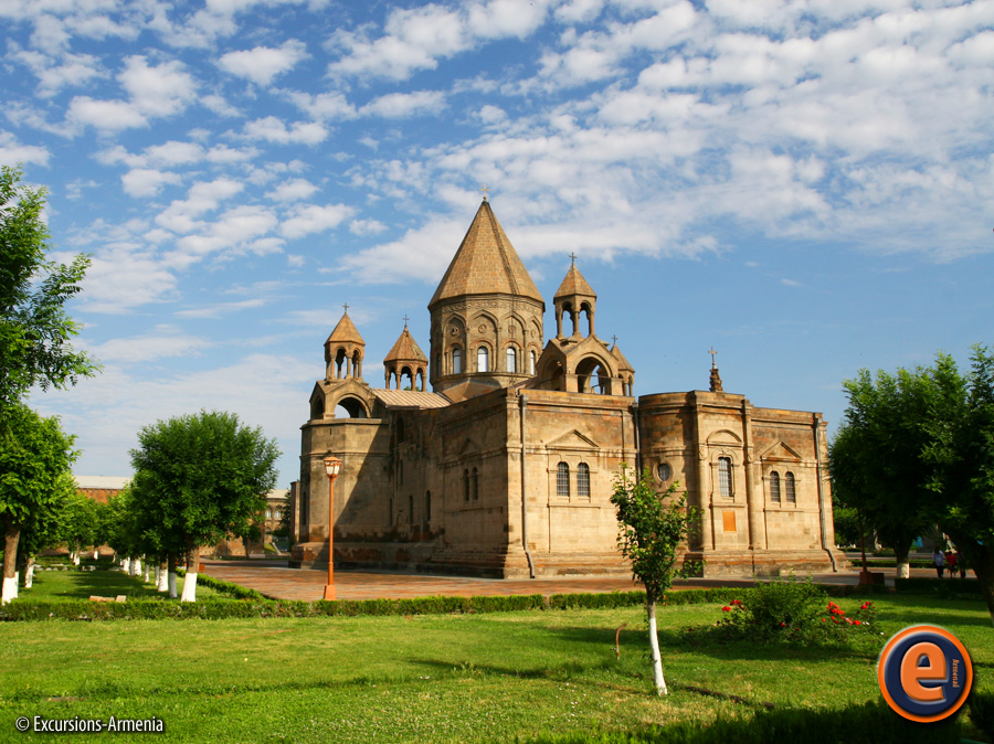 Эчмиадзинский Кафедральный Собор
